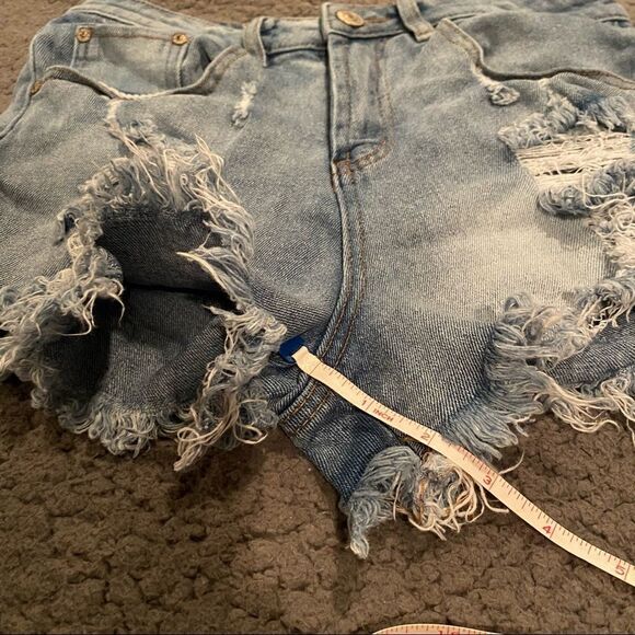 Almost Famous Jean Shorts - Picture 10 of 12